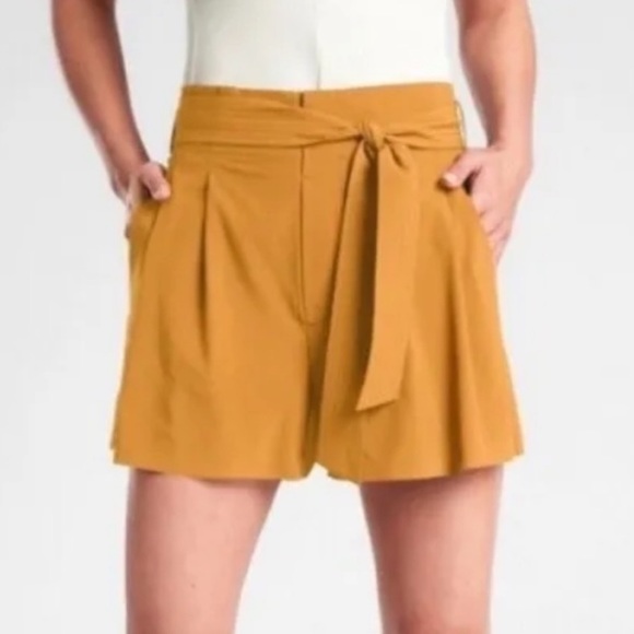 Athleta Pants - Athleta Skyline Short II Mustard Gold Paper Bag Shorts Size 16 NWT